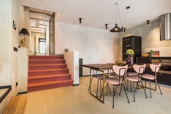 Medium property photo - Warmoesstraat 50S, 1012 JE Amsterdam